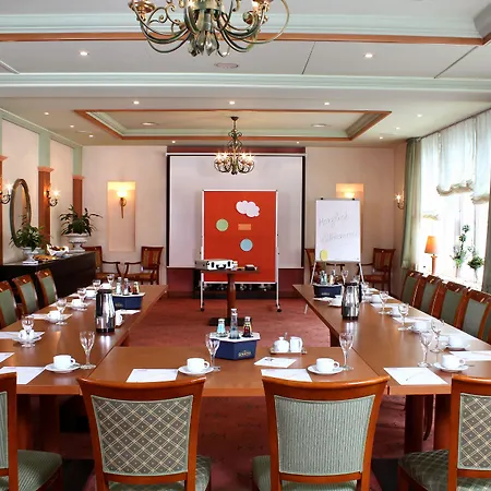 莱斯酒店 布里隆