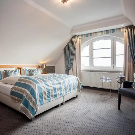 莱斯酒店 酒店 布里隆